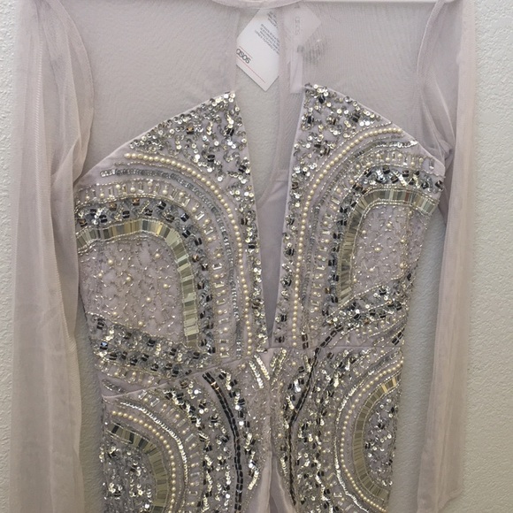 Romper size 8 Asos - Picture 3 of 5